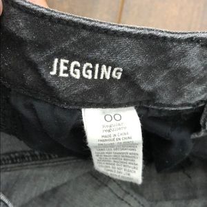 American Eagle Outfitters Jeans - American Eagle Jeggins American Eagle Outfitters Jeans - American Eagle Jeggins